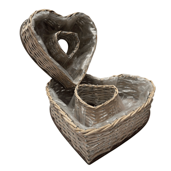 LOT DE 2 VANNERIES COEUR EN OSIER GRIS – Image 3